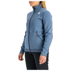 Nordic Jacket Sportful Engadin Wmn Jkt Blue Sea -Glisshop Ski Gear 592bbbb1826751143db7fb17bd40ffca68fb2432 H22SPORTTH1180922 1